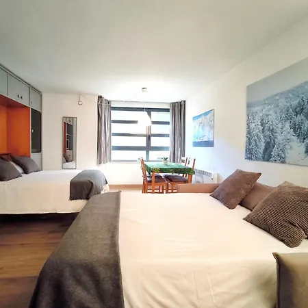 A Pie De Pistas De La Molina, La Mejor Ubicacion Apartment La Molina (Girona)